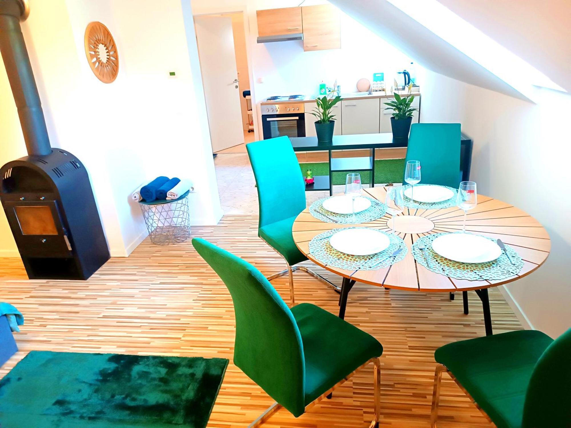Family Apartments Center Of Muerzzuschlag Luaran gambar